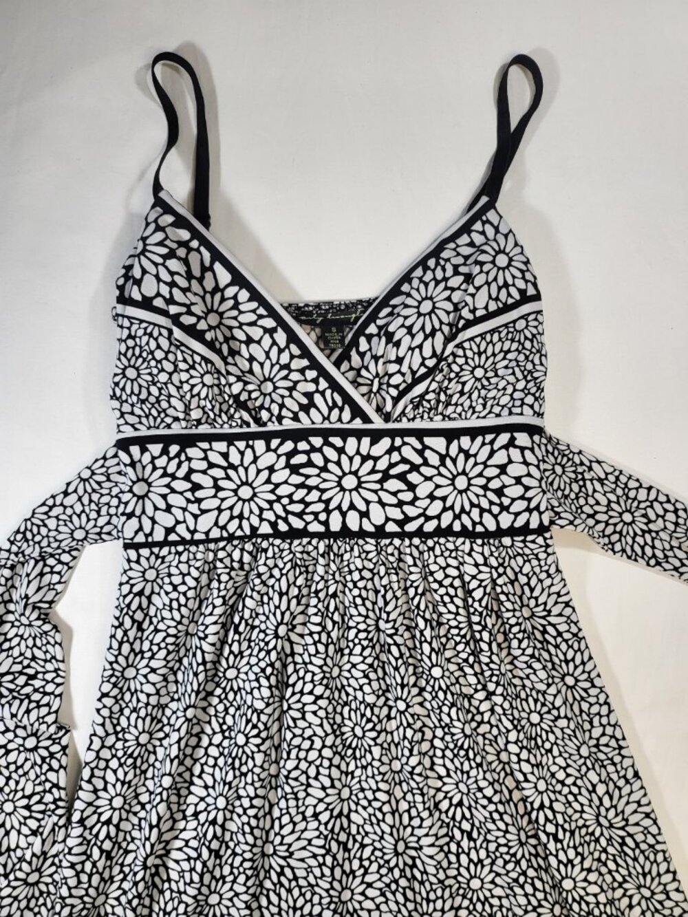 City Triangles Black & White Floral Maxi Dress – Size Small - Picture 2 of 8